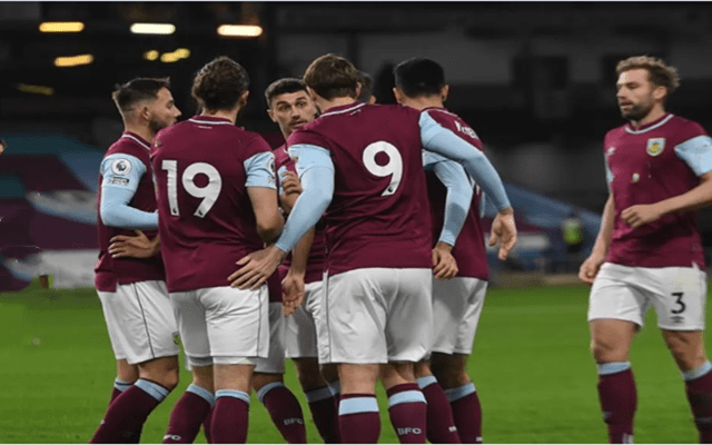  菲尔特边路突破犀利，速度优势冲击对手防线告捷  