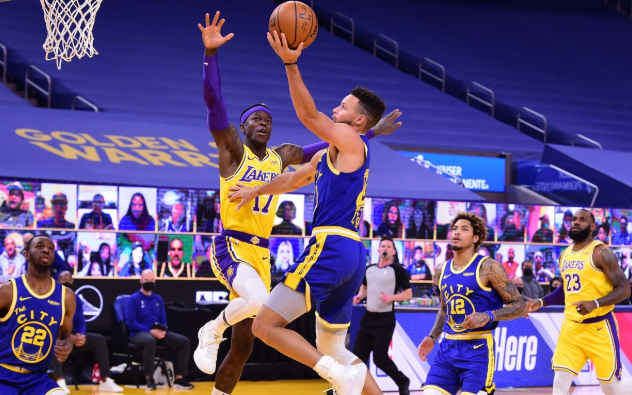  库里单节爆砍二十一分勇士大胜快船队