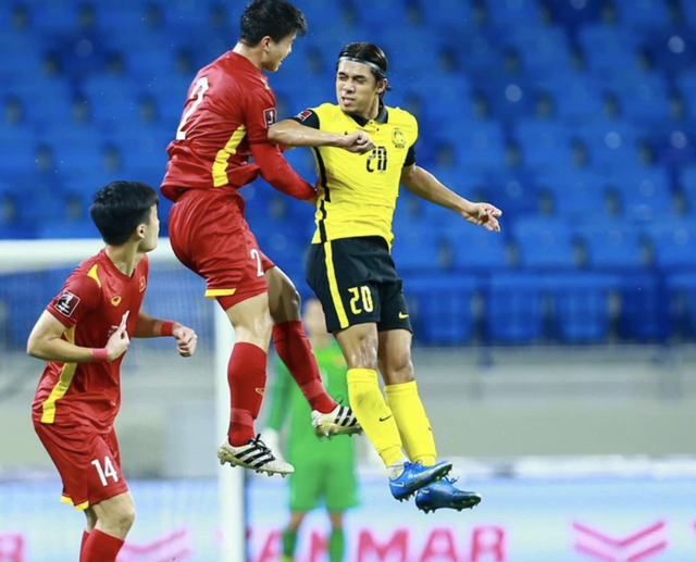  弗赖堡定位球屡建奇功，德甲高空轰炸成制胜法宝  